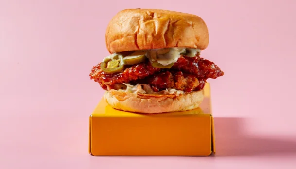 Spicy chicken burger